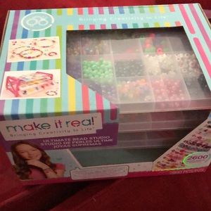 Jewelry Making Kit with storage box NIB